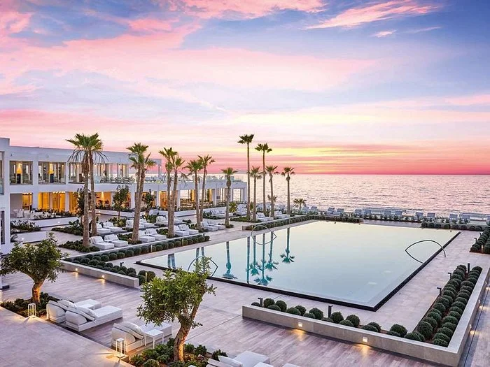 Taxi transfer From Heraklion Airport to Grecotel Creta Palace