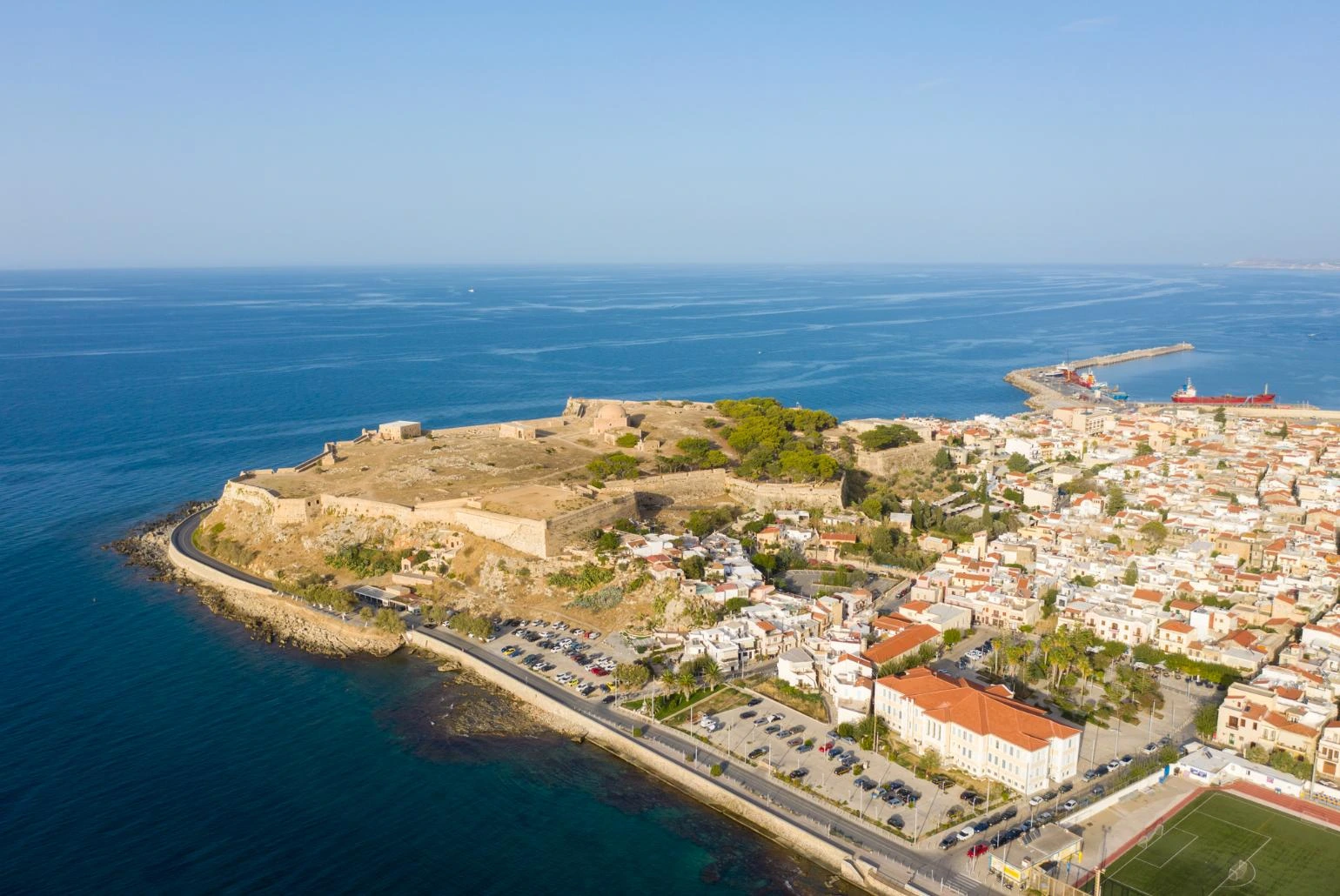 Taxi transfer From Heraklion Airport to Adele Beach
