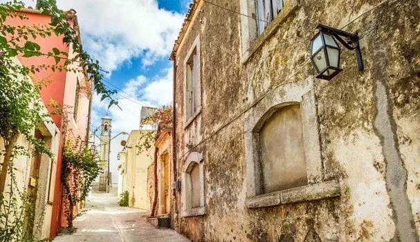 Taxi transfer From Heraklion Airport to Archanes